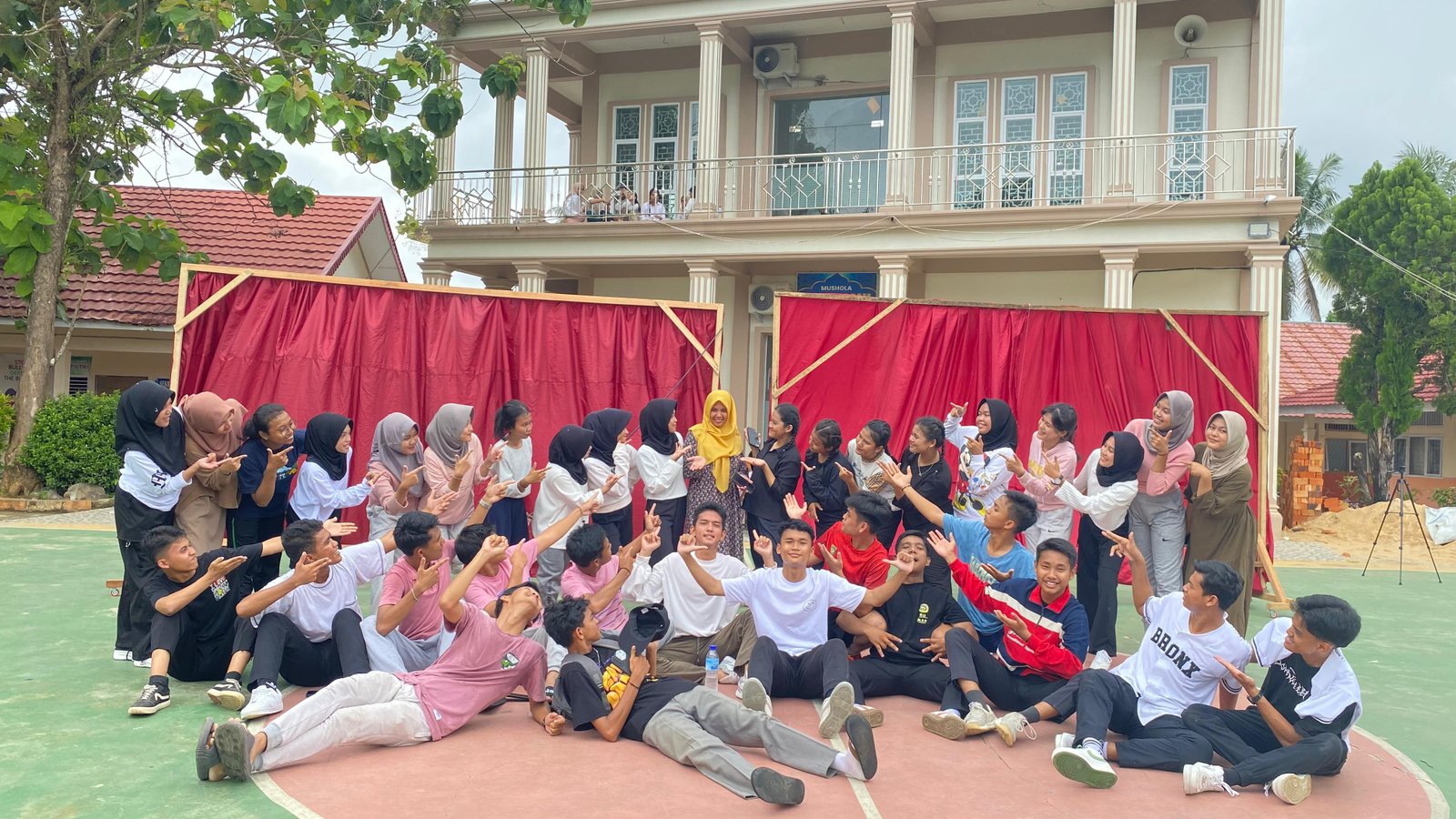 Theater 7